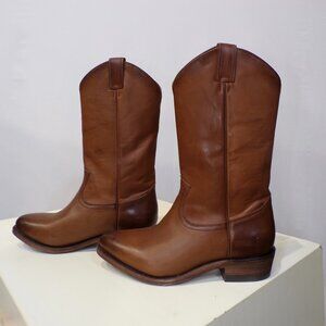 Frye Tan Heeled Boots with Classic Western Style